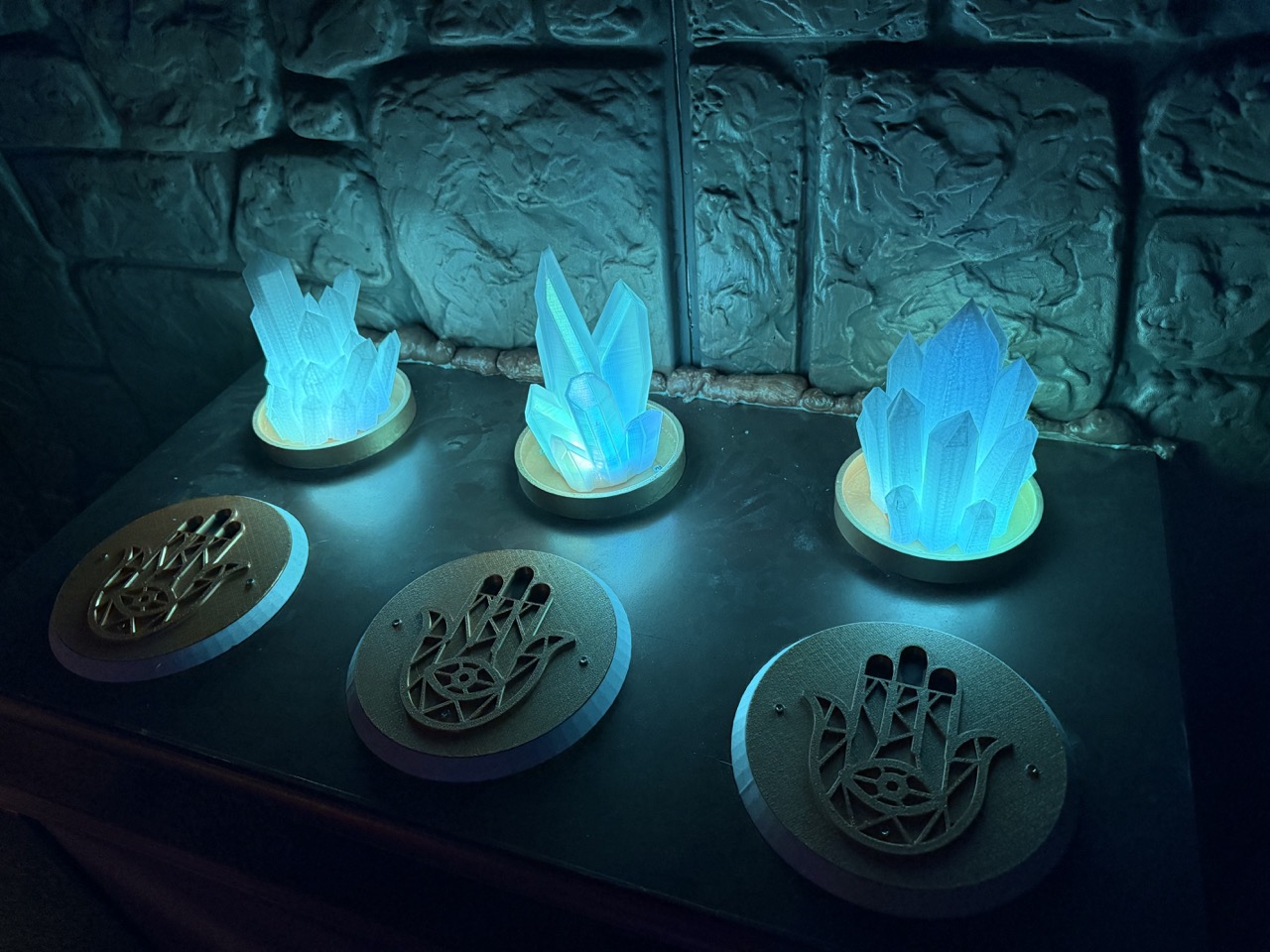 Image of a neon light created by Fabricats.