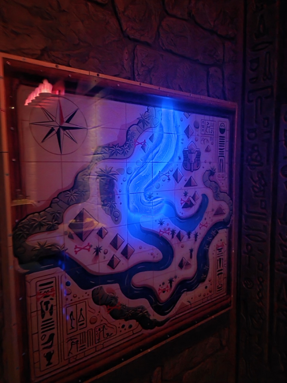 Image of a neon light created by Fabricats.